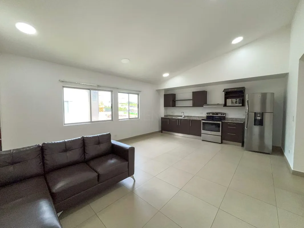 Living in Savannah means having the city nearby without giving up the comfort of home. This apartment offers a functional distribution and well-used spaces, ideal for those looking for ..., photo 5