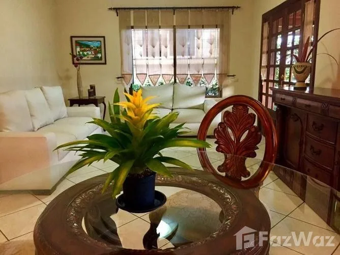 5 Bedroom House for Sale in Belen, Heredia for $530,000