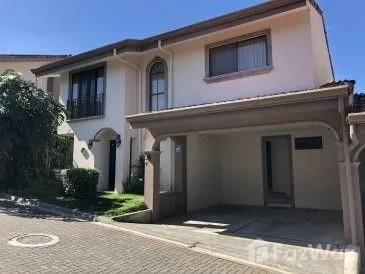 4 Bedroom House for Sale in Escazu, San Jose for $239,000