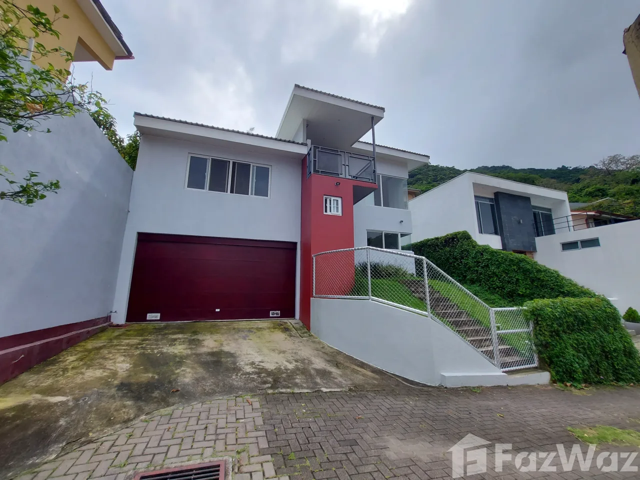 2 Bedroom House for Sale in Mora, San Jose for $205,000