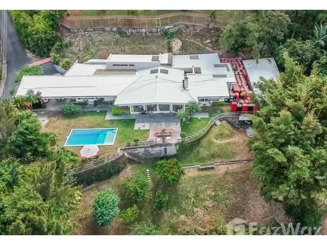 4 Bedroom House for Sale in Escazu, San Jose for $549,000