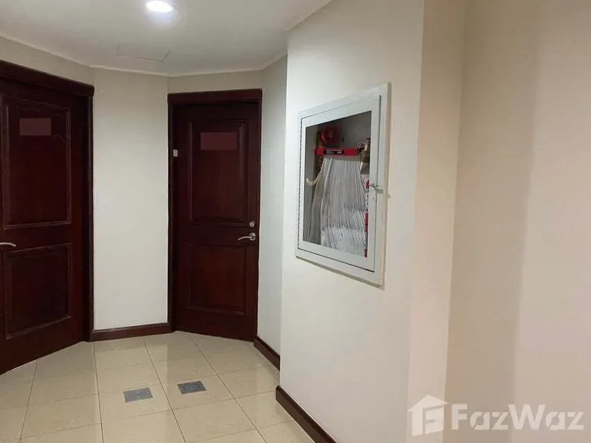 3 Bedroom Apartment for Sale at Santa Ana for $200,000 — photo 3