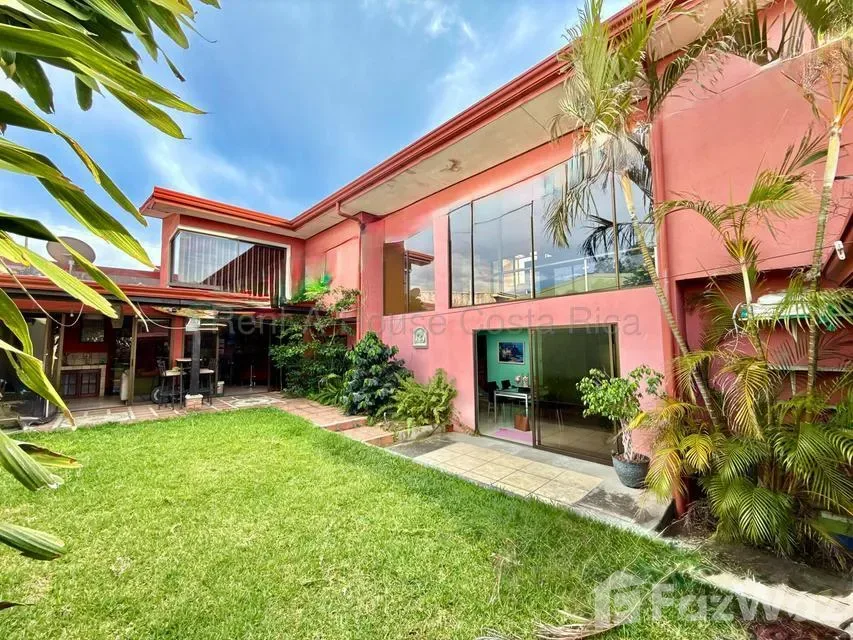 5 Bedroom House for Sale at HEREDIA for $340,000