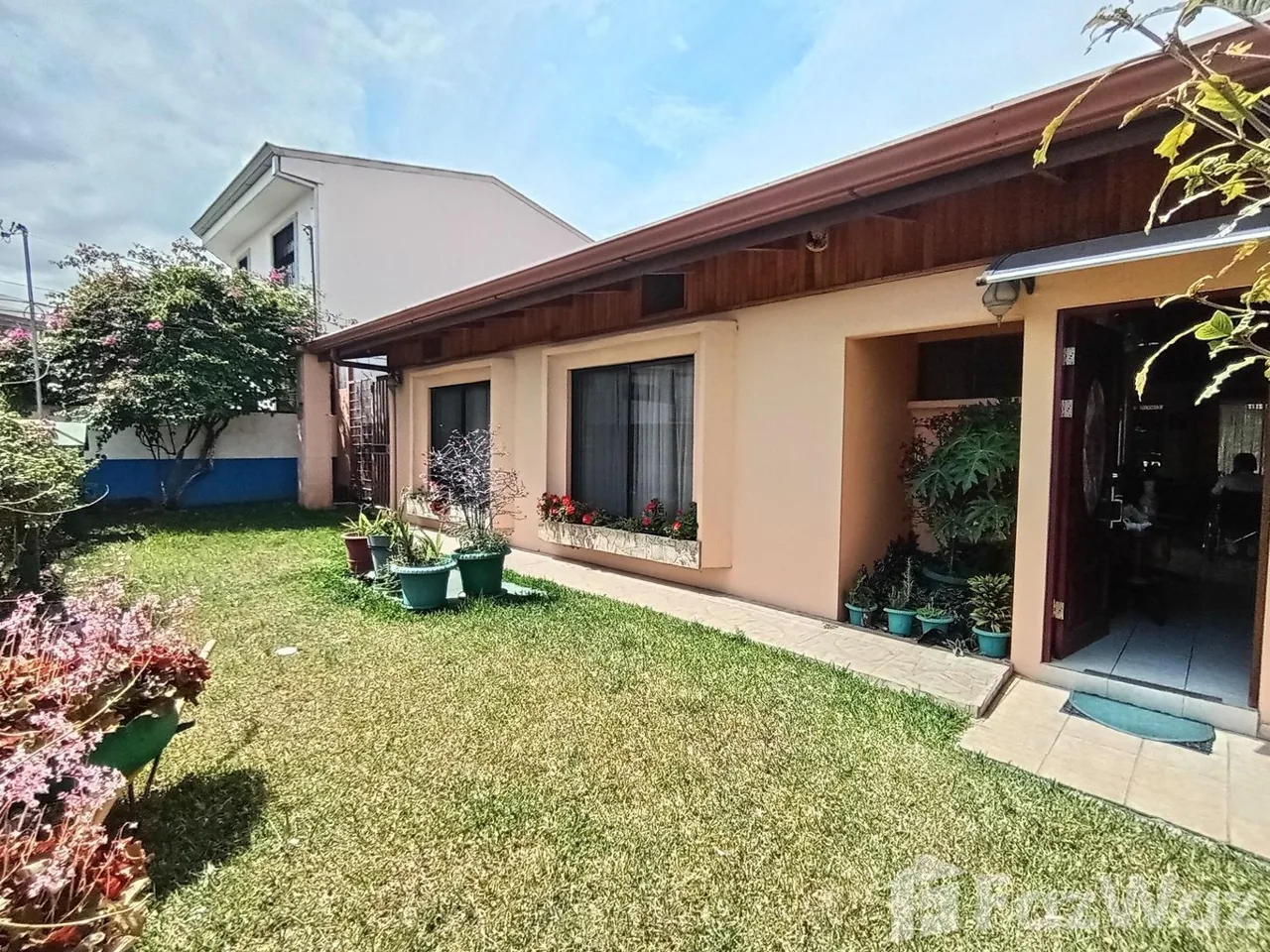 2 Bedroom House for Sale in Escazu, San Jose for $550,000