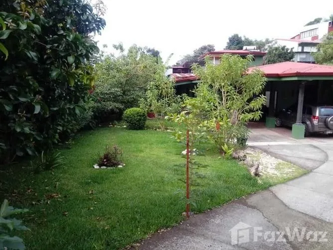 3 Bedroom House for Sale in Mora, San Jose for $295,000
