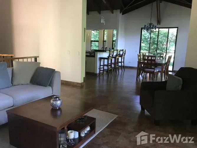 4 Bedroom House for Sale in Mora, San Jose for $380,000