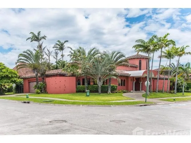 5 Bedroom House for Sale at Lindora for $975,000