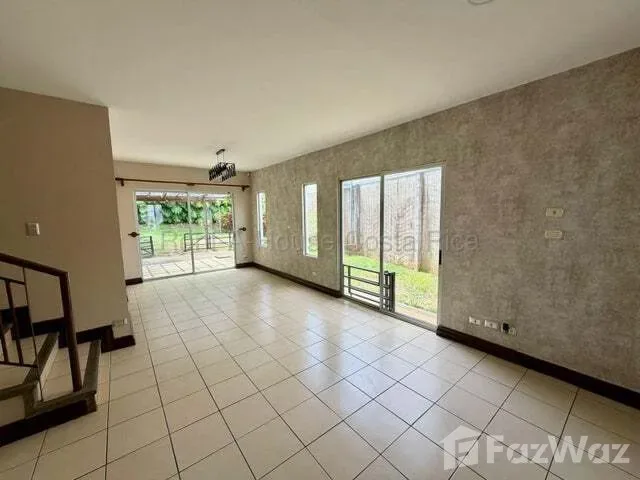 3 Bedroom House for Sale at San Pablo for $230,000 — photo 2