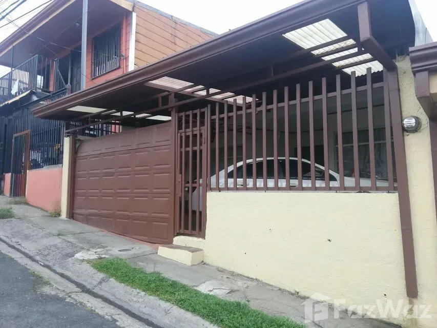3 Bedroom House for Sale in Santo Domingo, Heredia for $99,000