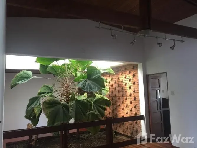 4 Bedroom House for Sale in Escazu, San Jose for $420,000