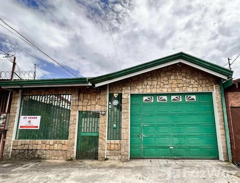 3 Bedroom House for Sale in Desamparados, San Jose for $352,000