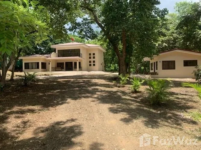 4 Bedroom House for Sale in Santa Cruz, Guanacaste for $410,000