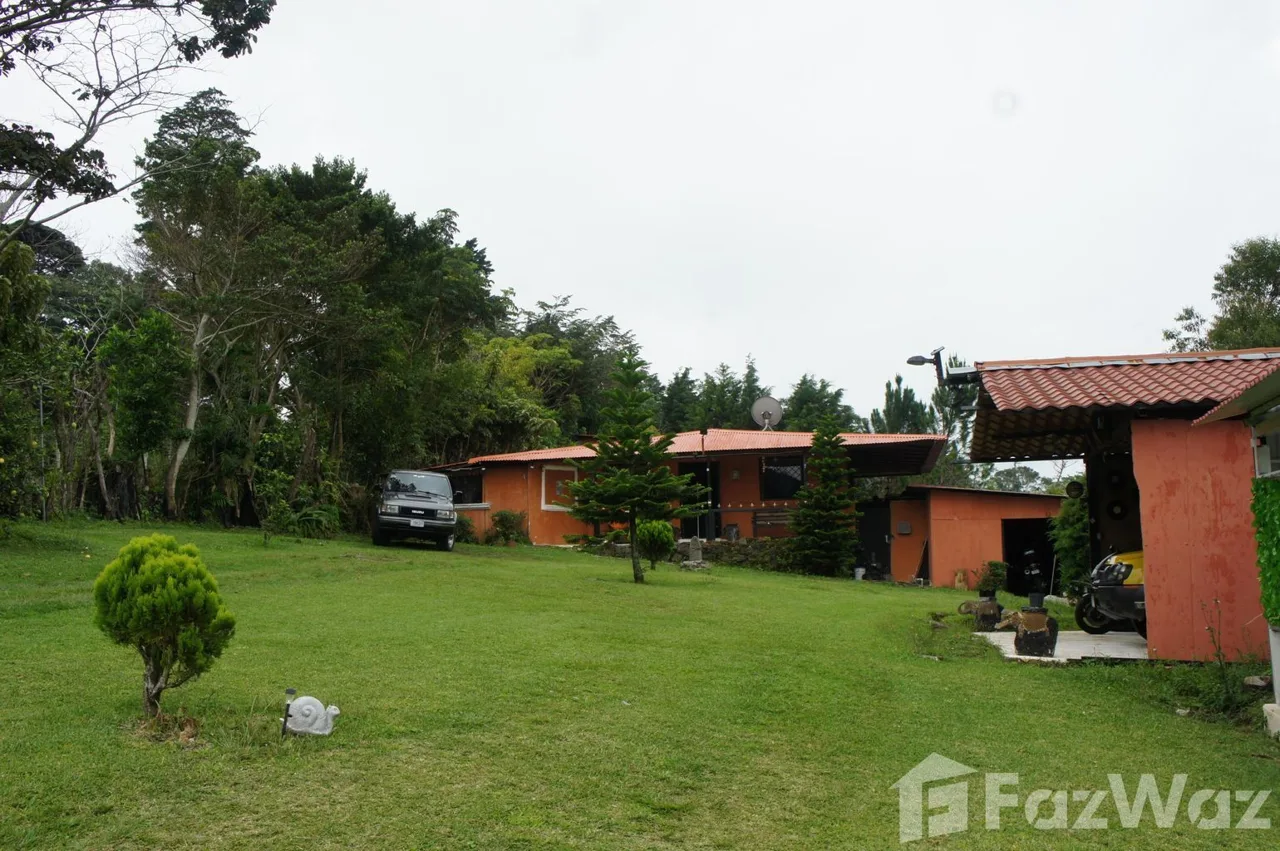 6 Bedroom House for Sale in San Rafael, Heredia for $1,530