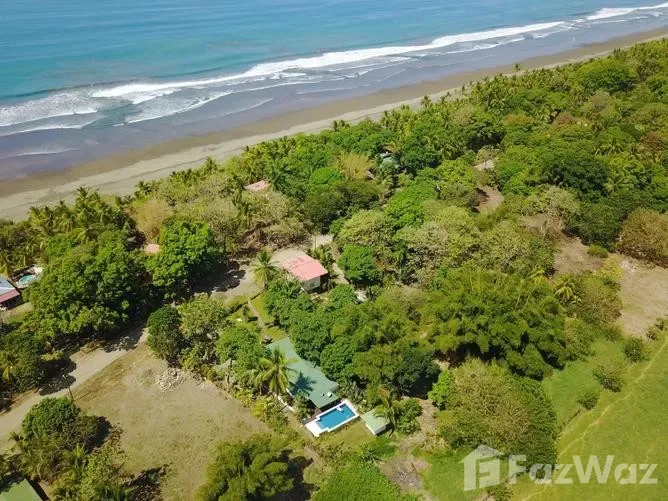 4 Bedroom House for Sale at Dominical for $250,344