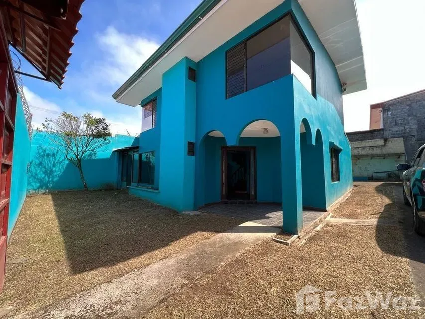 5 Bedroom House for Sale in Santo Domingo, Heredia for $325,000