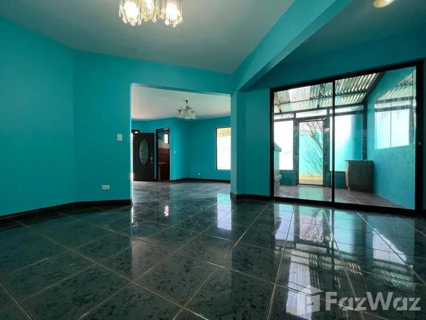 5 Bedroom House for Sale in Santo Domingo, Heredia for $325,000 — photo 4