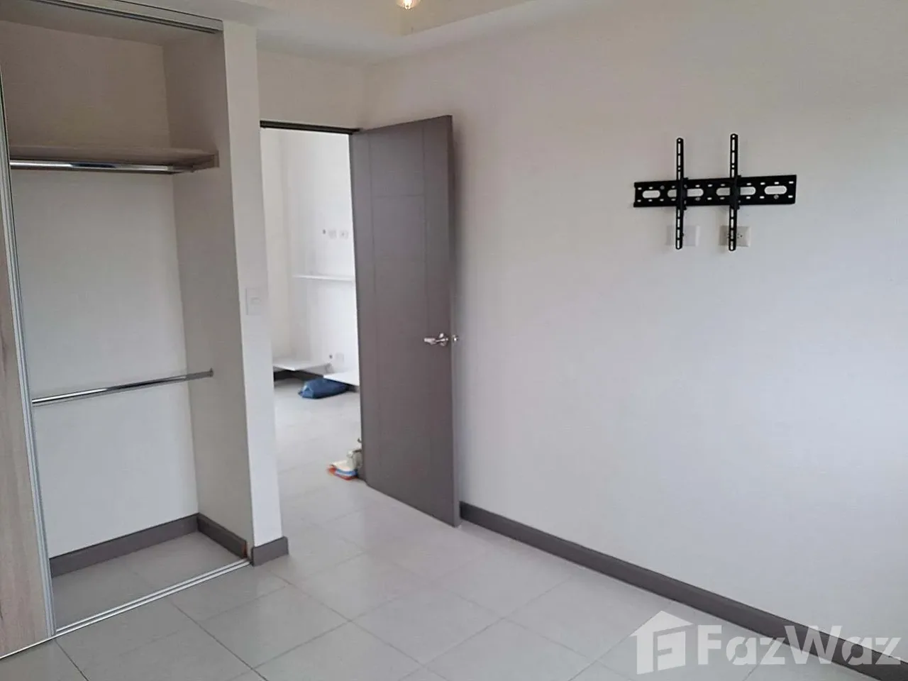 3 Bedroom House for Sale at Apartment For Rent in Santo Domingo for $549 — photo 2