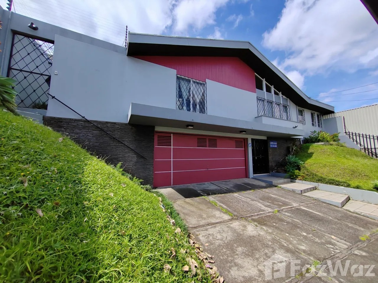 5 Bedroom House for Sale at Montes de Oca for $595,000 — photo 2