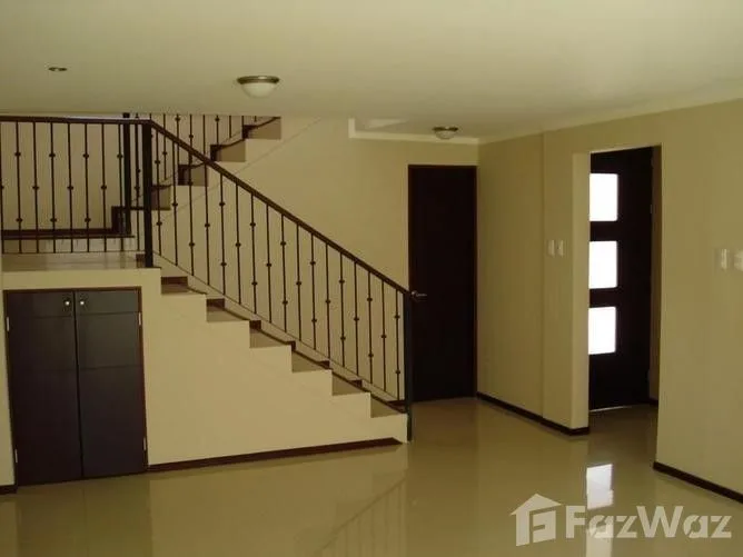 3 Bedroom Apartment for Sale at Santa Ana for $195,000