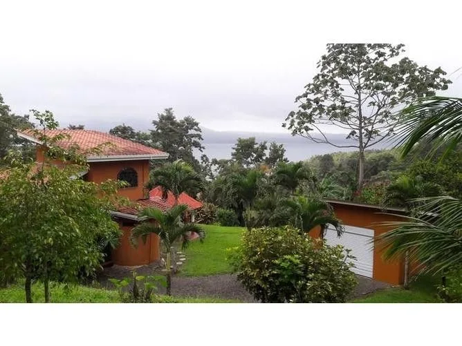 2 Bedroom House for Sale in San Carlos, Alajuela for $200,000