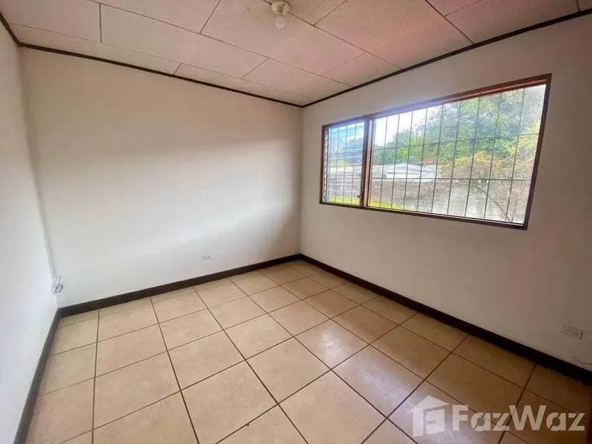 5 Bedroom House for Sale at Condominium For Sale in San José for $435,000 — photo 3