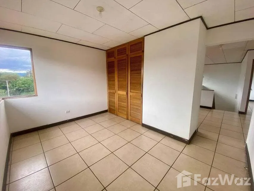 5 Bedroom House for Sale at Condominium For Sale in San José for $435,000 — photo 4