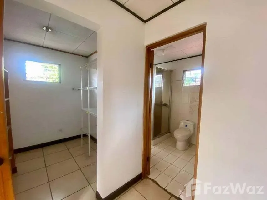 5 Bedroom House for Sale at Condominium For Sale in San José for $435,000 — photo 5