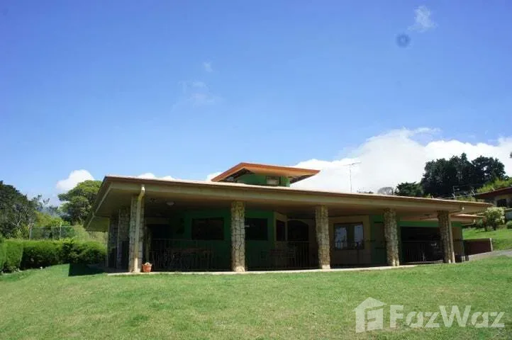 8 Bedroom House for Sale in San Rafael, Heredia for $800,000