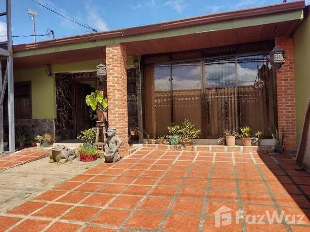 3 Bedroom House for Sale at Condominium For Sale in Cartago for $160,000