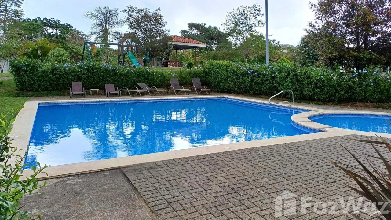 3 Bedroom Apartment for Rent at Granadilla de Curridabat for $1,300/mo