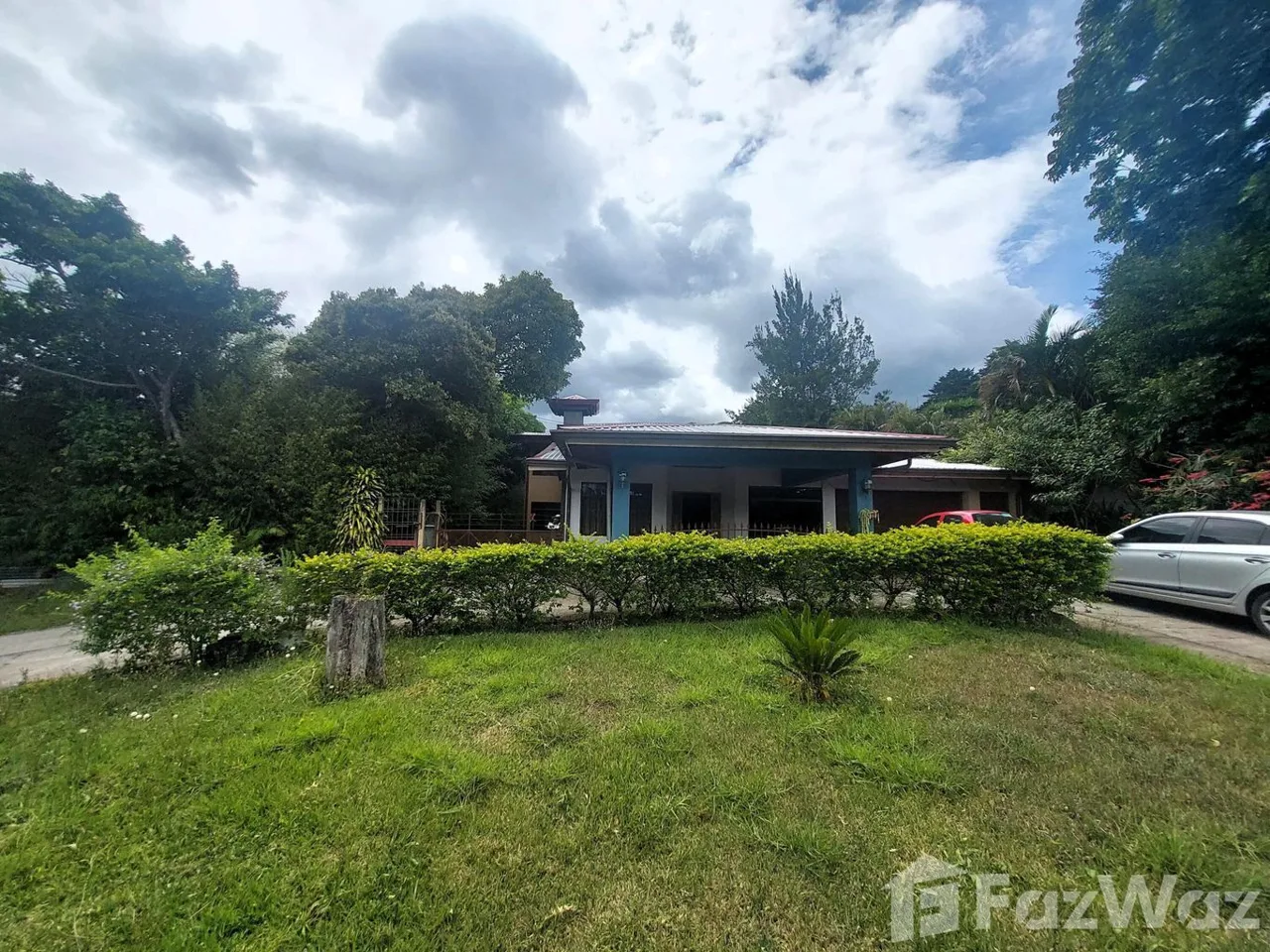 4 Bedroom House for Sale at Los Angeles San Rafael for $465,000
