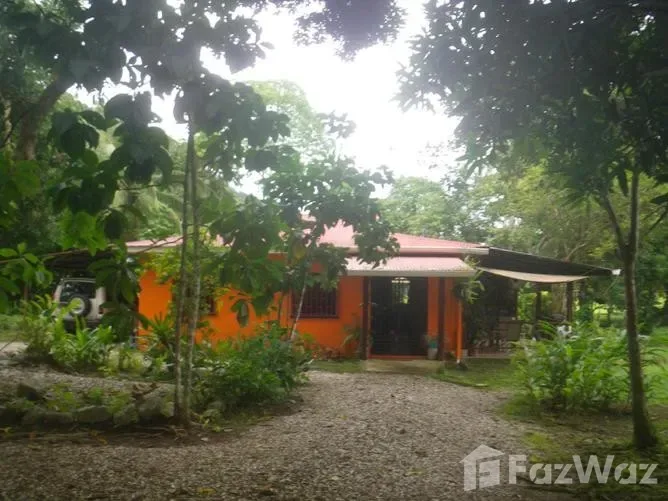 2 Bedroom House for Sale in Golfito, Puntarenas for $115,000