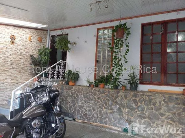 4 Bedroom House for Sale at Multiplex For Sale in Guadalupe for $187,000