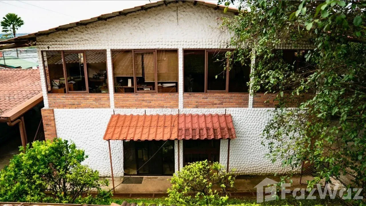 8 Bedroom House for Sale in Mora, San Jose for $695,000
