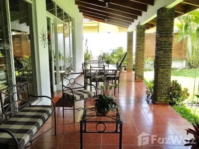 3 Bedroom House for Sale in Escazu, San Jose for $290,000