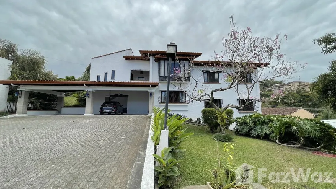 2 Bedroom Apartment for Rent at Escazú for $1,800/mo