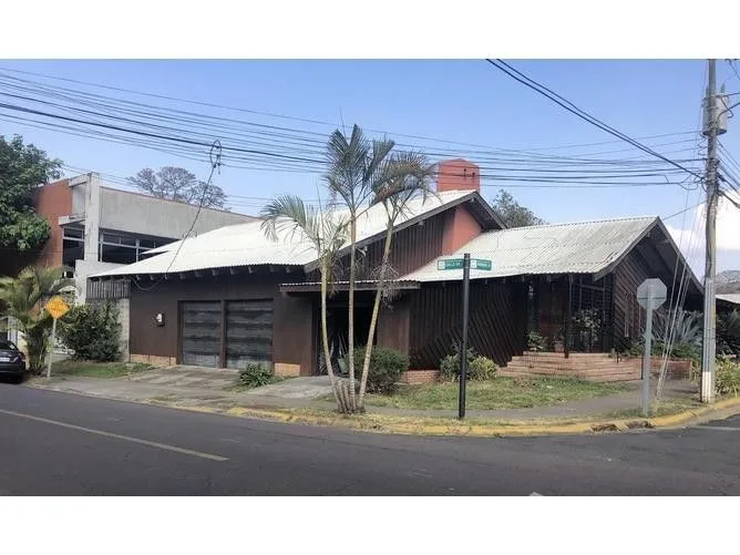 4 Bedroom House for Sale in San Jose, San Jose for $330,000