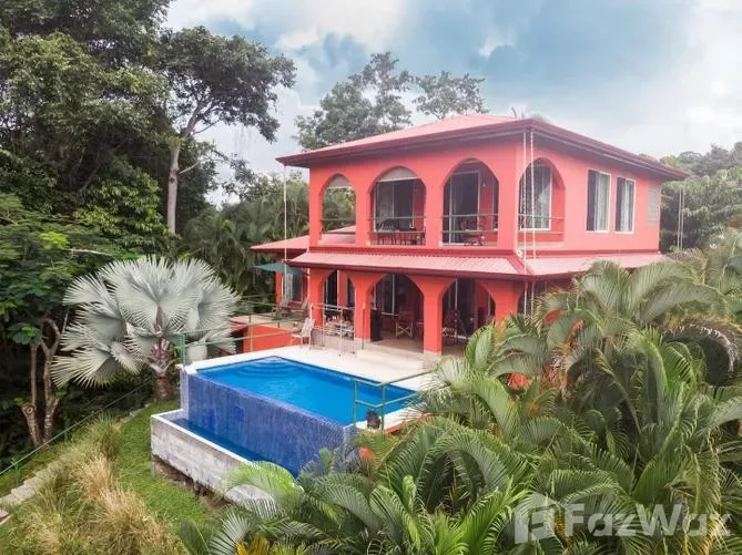 2 Bedroom House for Sale at Manuel Antonio for $335,000
