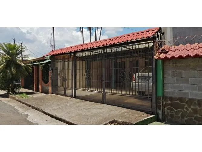 4 Bedroom House for Sale in Alajuela, Alajuela for $114,333