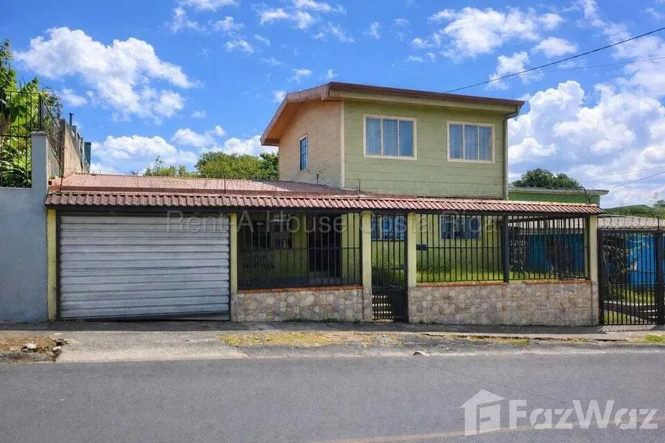 5 Bedroom House for Sale at Goicochea for $265,000