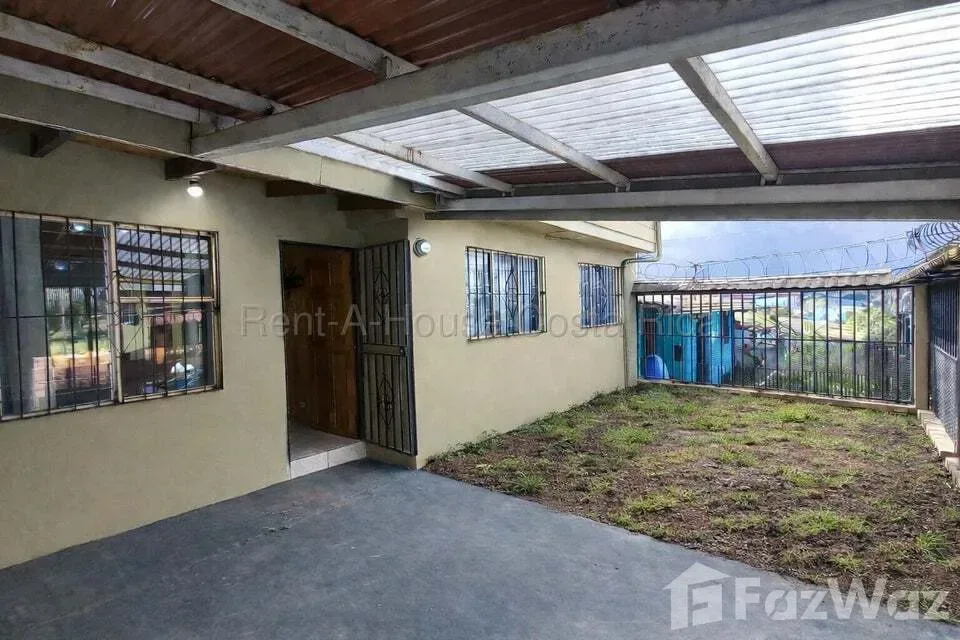 5 Bedroom House for Sale at Goicochea for $265,000 — photo 2