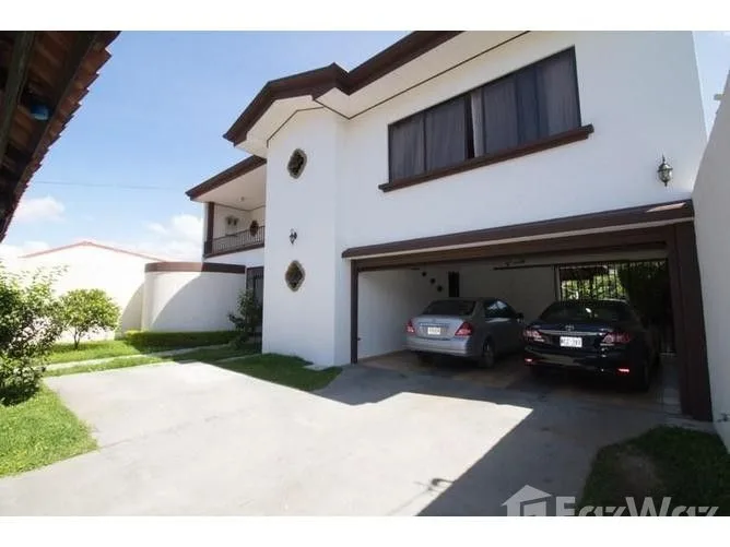 4 Bedroom House for Rent in Santa Ana, San Jose for $2,000/mo