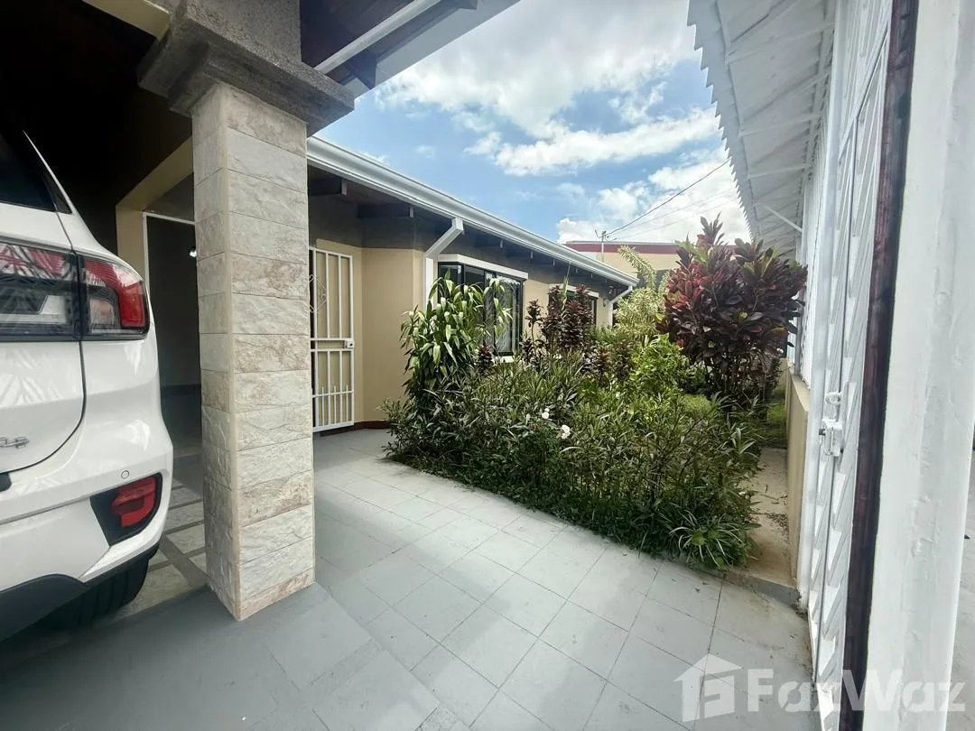 4 Bedroom House for Sale at Mercedes Norte for $320,000