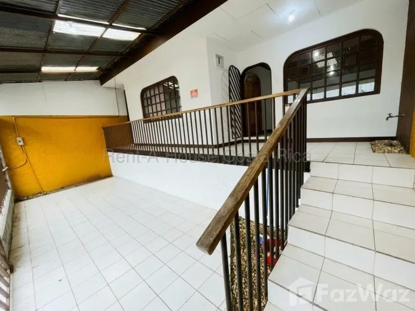 3 Bedroom House for Sale at Condominium For Sale in Cartago for $120,000
