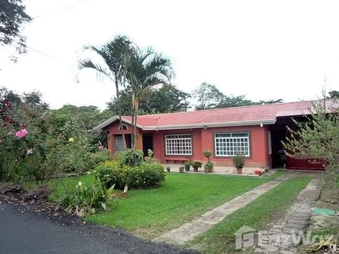 3 Bedroom House for Sale in Desamparados, San Jose for $399,000