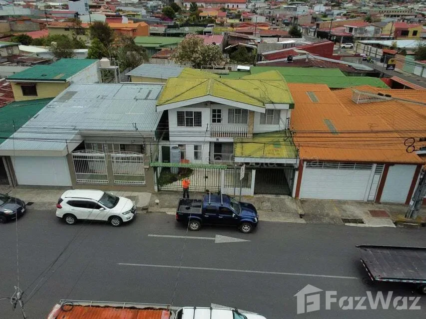 5 Bedroom House for Rent at Condominium For Sale in Cartago for $1,800/mo