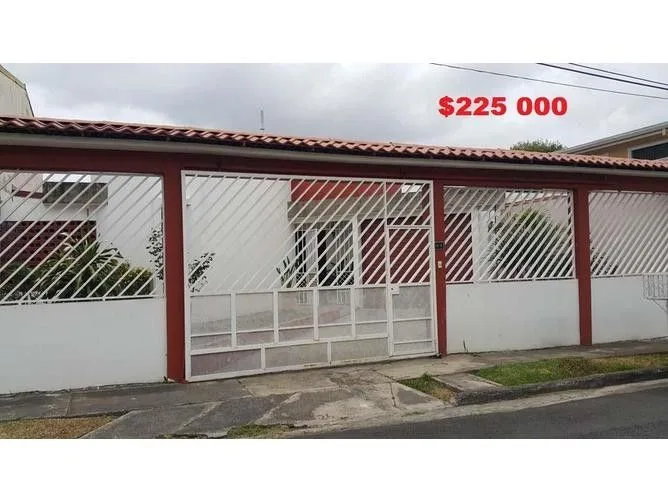 3 Bedroom House for Sale at Curridabat for $225,000