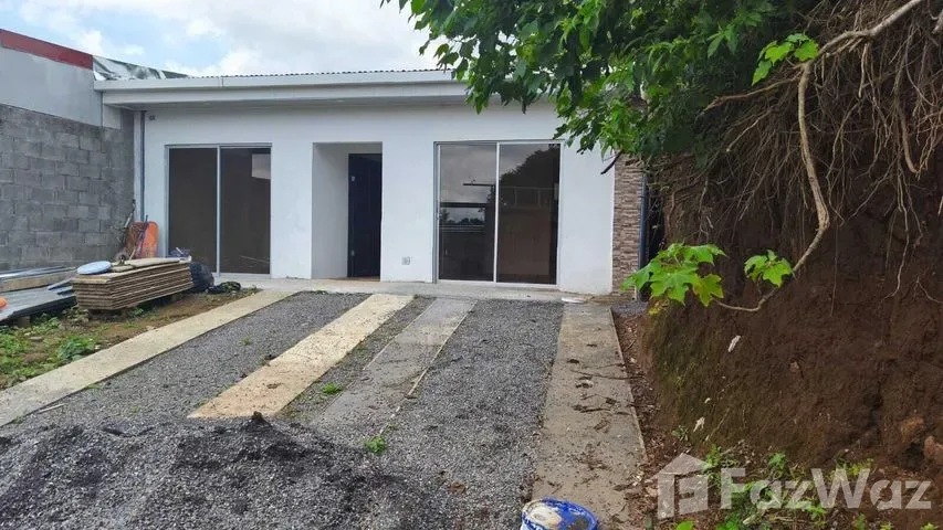 2 Bedroom House for Sale at Santa Lucía for $126,970
