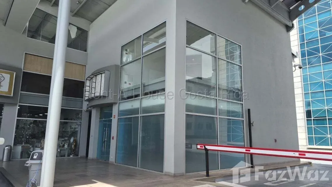 Retail space for Sale at Santa Ana for $780,000