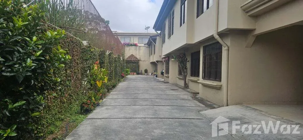 3 Bedroom Apartment for Rent at Curridabat for $1,300/mo